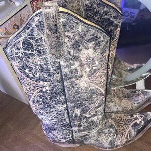 Women's Distressed Black and Cream Heeled Boots